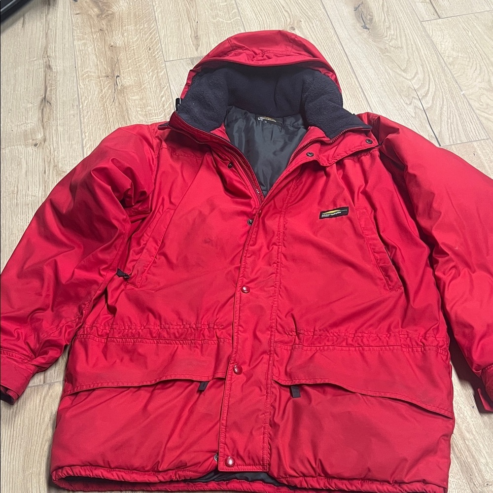 Vibrant Red Hooded Jacket‎